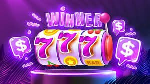 Filipino player browsing paramanalo Live Casino roulette on a mobile phone at home
